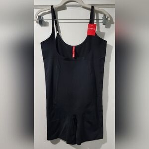 🌷SPANX Plus OnCore Open-Bust Mid-Thigh Black Shapewear Bodysuit size 2X🌸